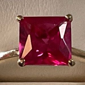 Ruby Ring 8 Carat